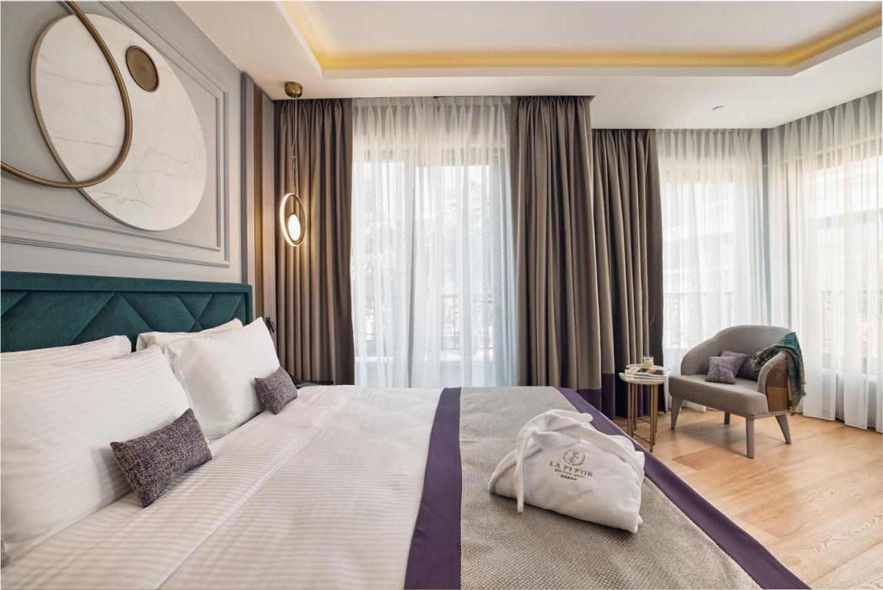 La Fleur Boutique Hotel Tivat Eksteriør billede